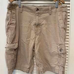 Men's Tan Cargo Shorts